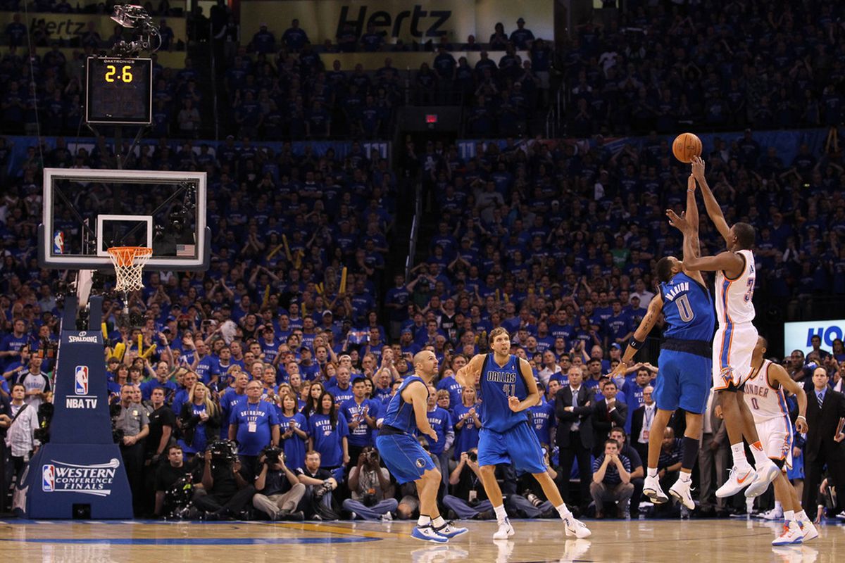 Shawn Marion blocking Durant's last second shot in the NBA playoffs